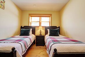 Fiddler Lake Resort