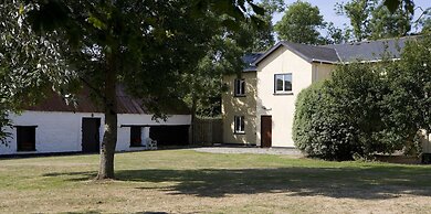 Farmers Kitchen Hotel