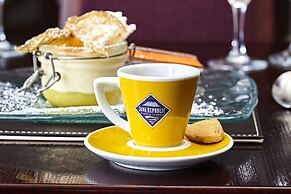 Farmers Kitchen Hotel