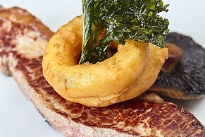 Farmers Kitchen Hotel