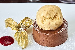 Farmers Kitchen Hotel