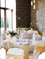 Farmers Kitchen Hotel