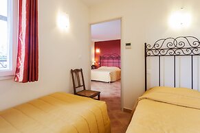 Hotel Restaurant Le Gardon - Pont du Gard
