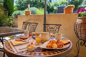 Hotel Restaurant Le Gardon - Pont du Gard