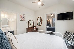 Waters View Inn