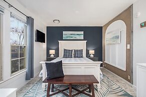 Waters View Inn