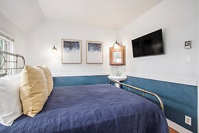 Waters View Inn