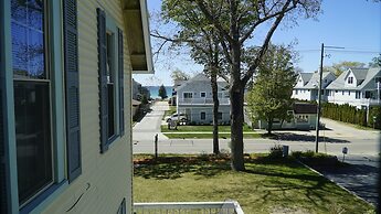 Waters View Inn