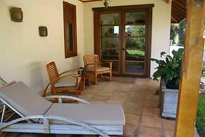 Ho'oilo House