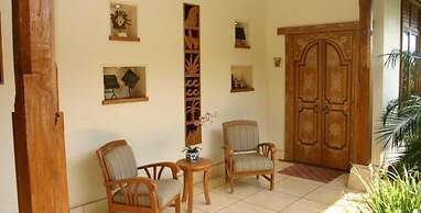 Ho'oilo House