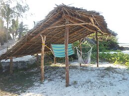 Mbuyuni Beach Village - Bungalows