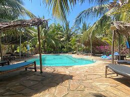 Mbuyuni Beach Village - Bungalows