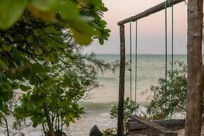 Mbuyuni Beach Village - Bungalows