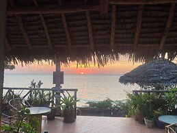 Mbuyuni Beach Village - Bungalows