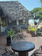 Mbuyuni Beach Village - Bungalows