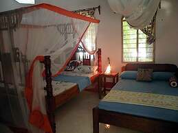 Mbuyuni Beach Village - Bungalows