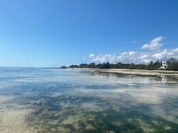 Mbuyuni Beach Village - Bungalows