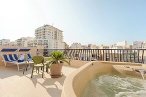 Gillieru Harbour Hotel