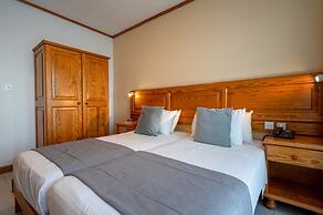 Gillieru Harbour Hotel