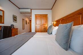 Gillieru Harbour Hotel