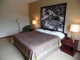 Super 8 by Wyndham Beaver Falls
