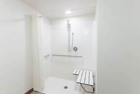 Super 8 by Wyndham Beaver Falls