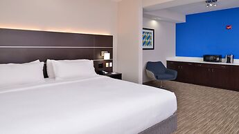 Holiday Inn Express & Suites Laplace by IHG