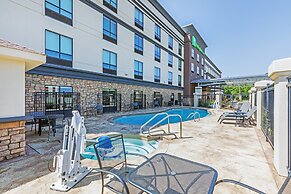 Holiday Inn Stillwater - University West by IHG