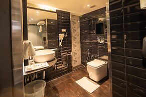 Goldfinch Hotel Mangalore