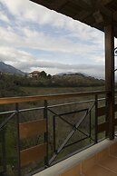 Dellas Boutique Hotel