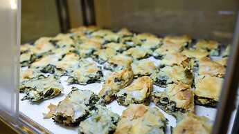 Dellas Boutique Hotel