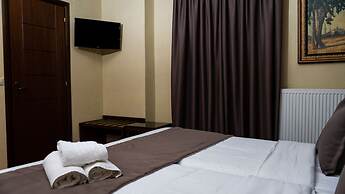 Dellas Boutique Hotel