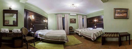 Dellas Boutique Hotel