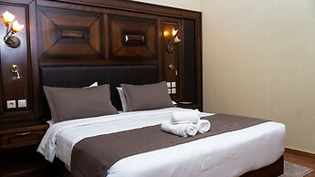 Dellas Boutique Hotel