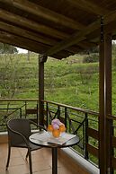 Dellas Boutique Hotel