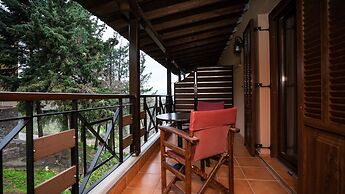 Dellas Boutique Hotel