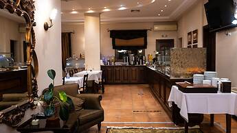 Dellas Boutique Hotel