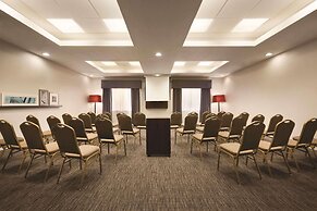 Country Inn & Suites by Radisson, St. Petersburg - Clearwater, FL