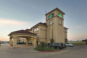 La Quinta Inn & Suites by Wyndham Alvarado