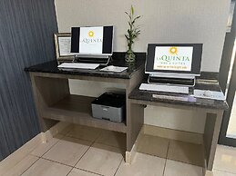 La Quinta Inn & Suites by Wyndham Alvarado