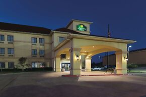 La Quinta Inn & Suites by Wyndham Alvarado