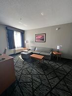 La Quinta Inn & Suites by Wyndham Alvarado