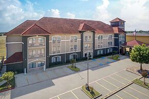 La Quinta Inn & Suites by Wyndham Alvarado