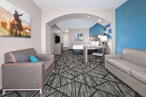 La Quinta Inn & Suites by Wyndham Alvarado