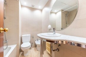 Port Vista Oro Hotel