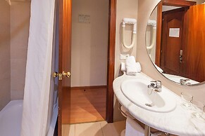 Port Vista Oro Hotel