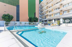 Port Vista Oro Hotel