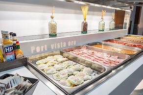 Port Vista Oro Hotel