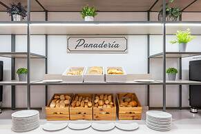 Port Vista Oro Hotel