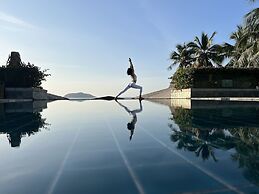 Le Meridien Shimei Bay Beach Resort & Spa